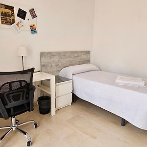 Kamer met een Queen Size Bed